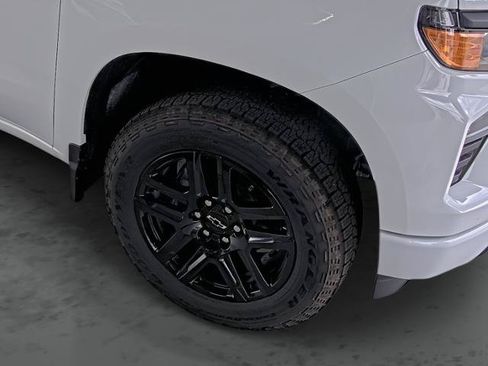 New 2026 Chevrolet Silverado 1500 Custom AWD/4WD image 16