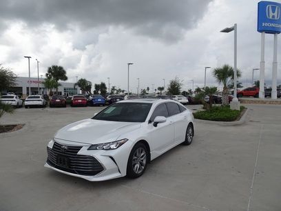 Used 2022 Toyota Avalon XLE