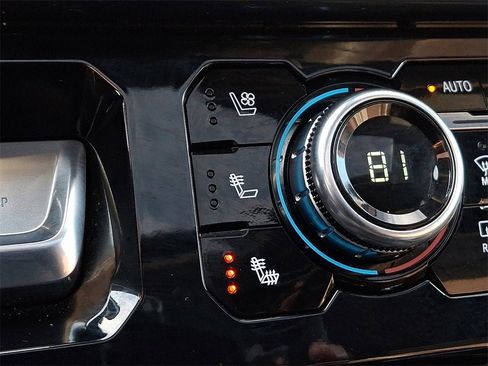 Certified 2024 GMC Sierra 1500 Denali w/ Denali Reserve Package image 26