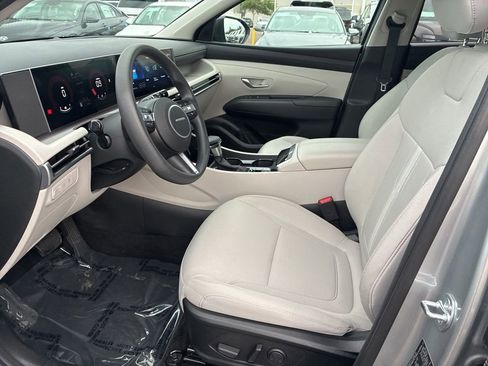 Certified 2025 Hyundai Tucson SEL image 9