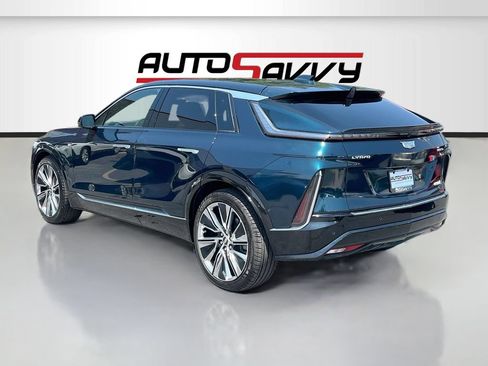 Used 2026 Cadillac Lyriq Signature Luxury w/ Nappa Leather Package AWD/4WD image 5