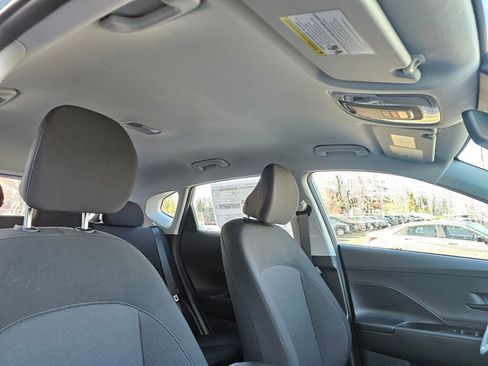 New 2026 Hyundai Kona SE image 11