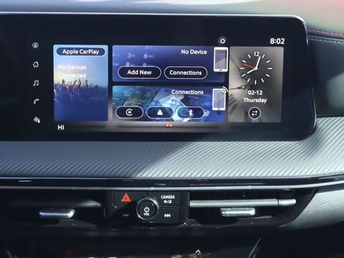 Used 2025 Nissan Kicks SR image 13