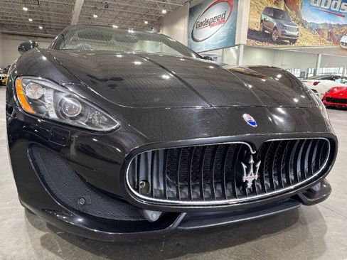 Used 2015 Maserati GranTurismo Sport image 25