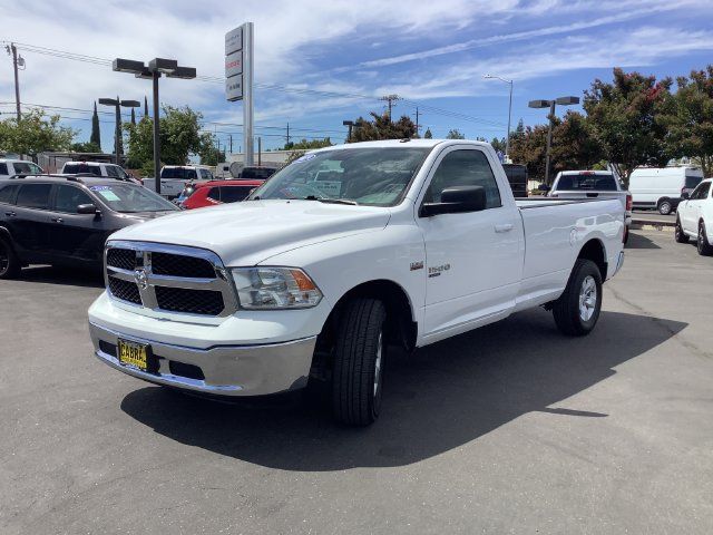 Used 2019 RAM 1500 Classic SLT AWD/4WD image 5