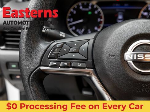 Used 2024 Nissan Sentra SV FWD image 15