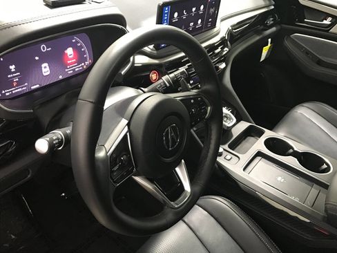 Used 2025 Acura MDX SH-AWD w/ Technology Package image 13