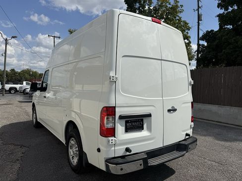 Used 2013 Nissan NV 2500 SV RWD image 12