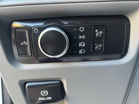 Used 2022 Ford F150 XL w/ Equipment Group 101A High AWD/4WD image 19