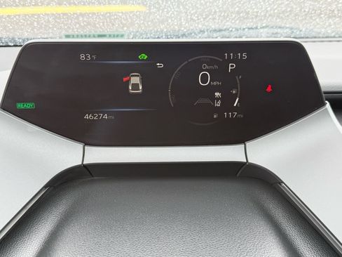 Used 2024 Toyota Prius LE FWD image 18