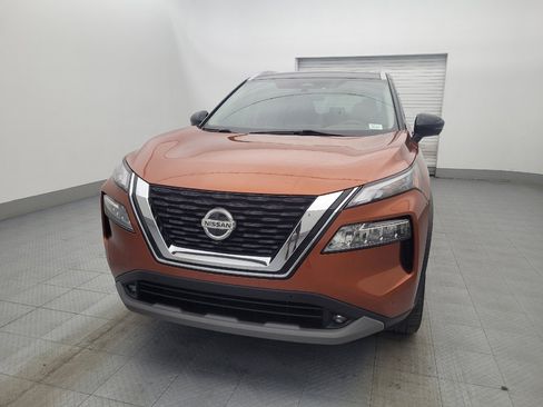 Used 2021 Nissan Rogue SL w/ Premium Package image 15