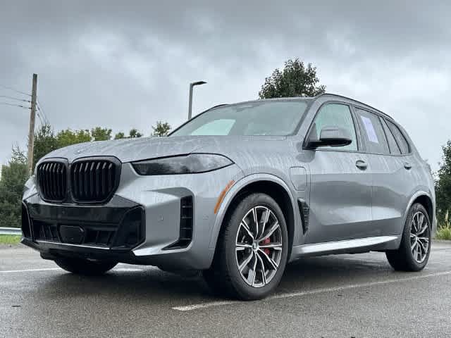 Used 2024 BMW X5 xDrive50e w/ M Sport Package AWD/4WD image 21