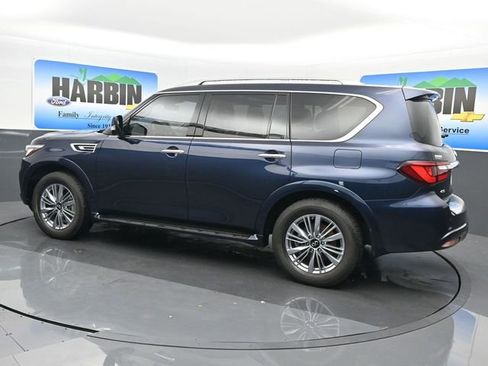 Used 2024 INFINITI QX80 Luxe w/ Cargo Package AWD/4WD image 3