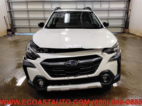 Used 2025 Subaru Outback Limited image 7