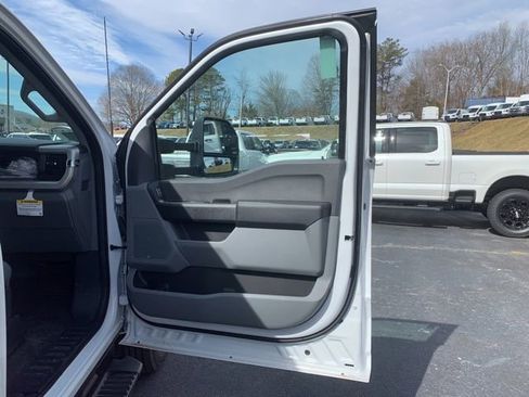New 2024 Ford F350 XL w/ XL Chrome Package AWD/4WD image 19