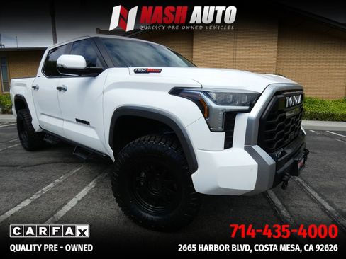 Used 2024 Toyota Tundra Limited AWD/4WD image 5