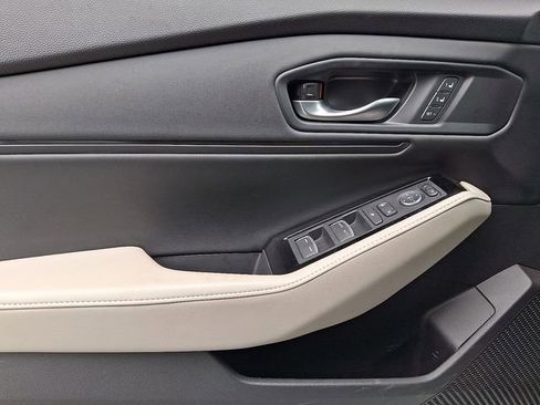 Used 2024 Honda Accord Touring image 21