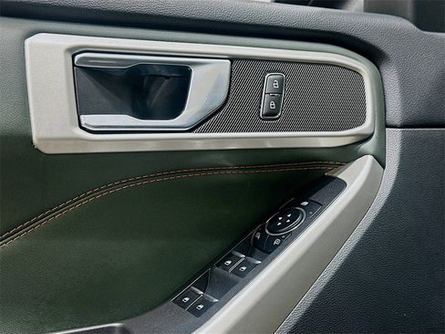 Used 2022 Ford Explorer Timberline image 18