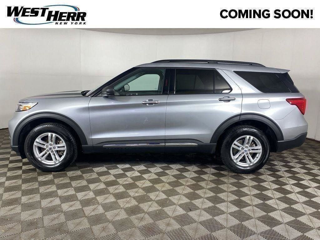 Used 2024 Ford Explorer XLT w/ Equipment Group 202A AWD/4WD image 57