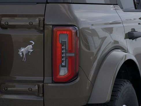 New 2026 Ford Bronco Outer Banks AWD/4WD image 23