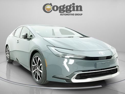 New 2026 Toyota Prius Plug-In Hybrid image 29