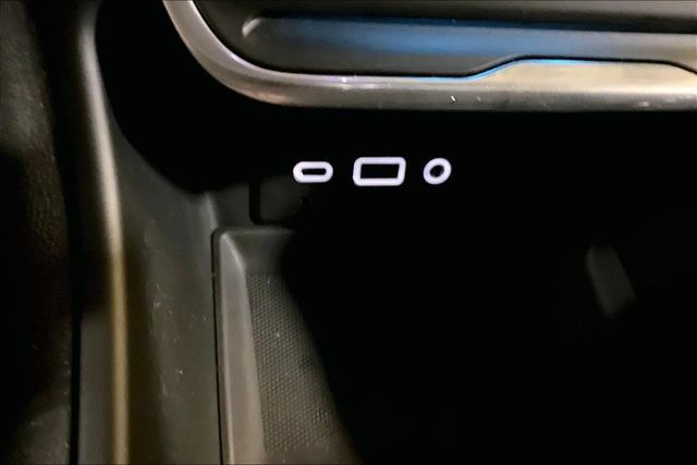 Used 2019 GMC Terrain SLE w/ Driver Convenience Package FWD image 24