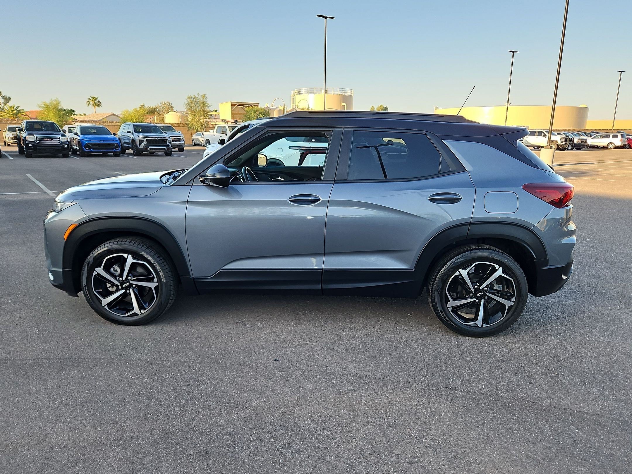 Certified 2022 Chevrolet TrailBlazer RS w/ Convenience Package FWD image 2
