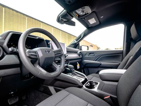 New 2026 Chevrolet Colorado Trail Boss AWD/4WD image 5