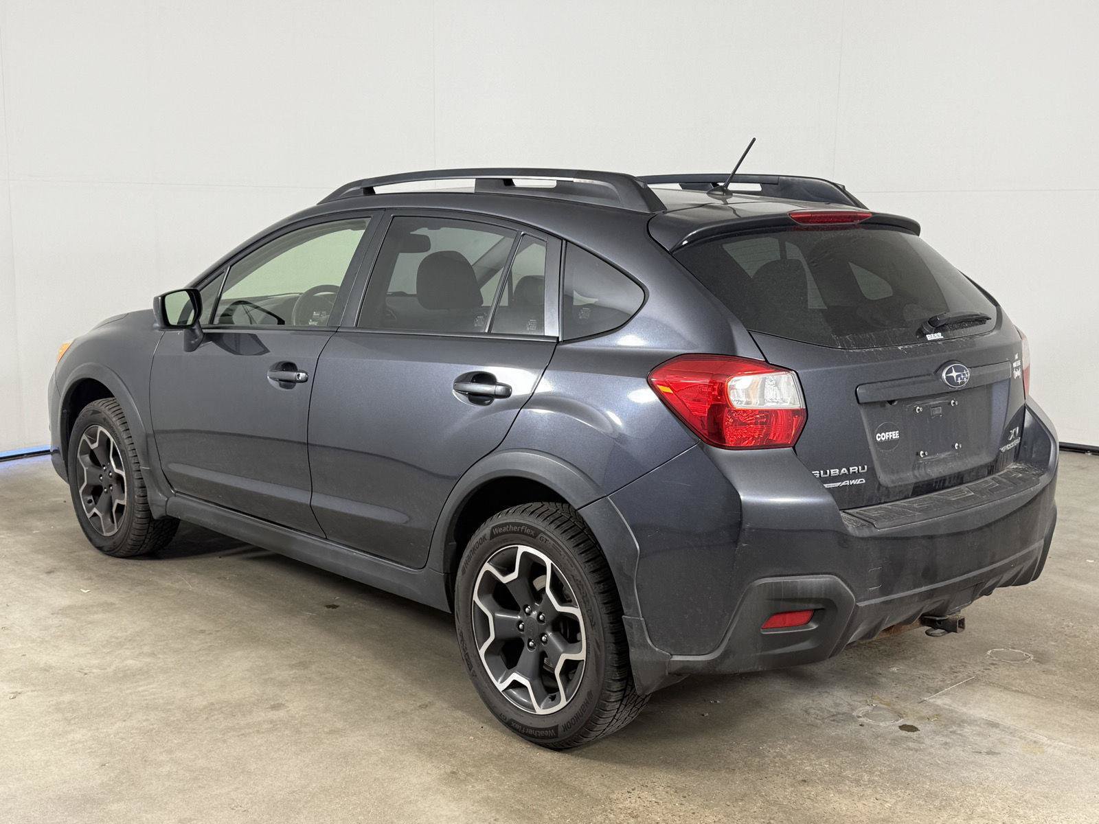 Used 2015 Subaru Crosstrek 2.0i Premium w/ Moonroof Package AWD/4WD image 5