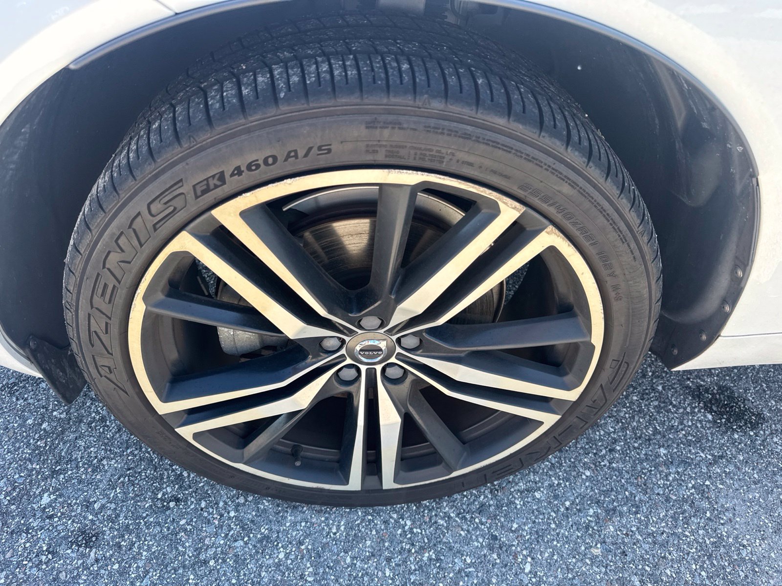 Used 2019 Volvo XC60 T6 R-Design w/ Protection Package Premier AWD/4WD image 12