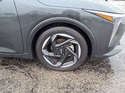 Used 2025 Kia K4 EX FWD image 49