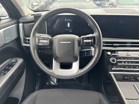 Certified 2025 Hyundai Santa Fe SE image 22