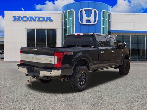 Used 2019 Ford F350 King Ranch w/ Chrome Package AWD/4WD image 2