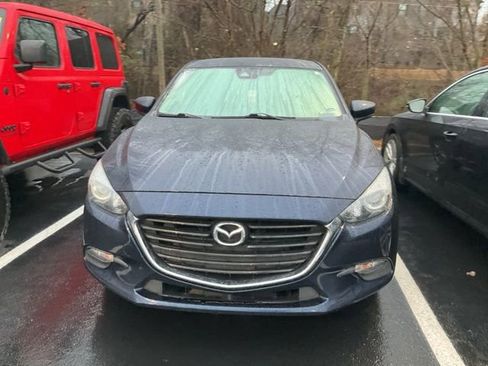 Used 2018 MAZDA MAZDA3 Touring image 12