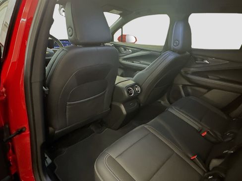 Used 2024 Chevrolet Blazer EV LT AWD/4WD image 28