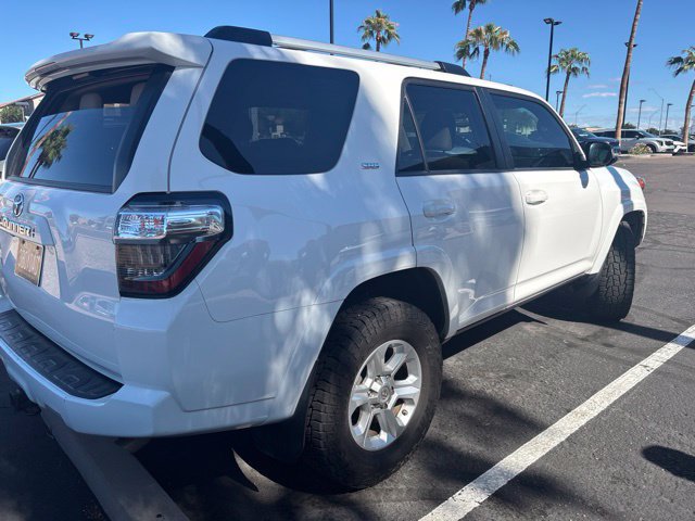 Used 2020 Toyota 4Runner SR5 Premium w/ Moonroof Package AWD/4WD image 5