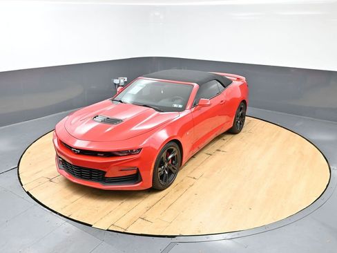 Used 2023 Chevrolet Camaro SS RWD image 4