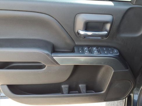 Used 2018 Chevrolet Silverado 1500 LT w/ All Star Edition image 15