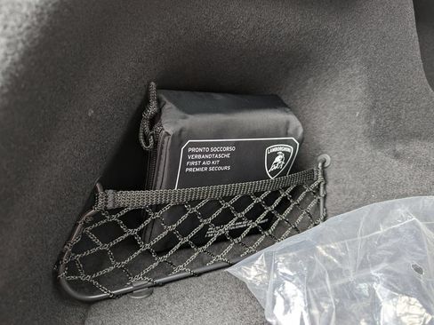 Used 2021 Lamborghini Urus AWD/4WD image 53