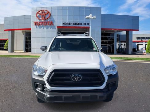 Used 2022 Toyota Tacoma SR image 5
