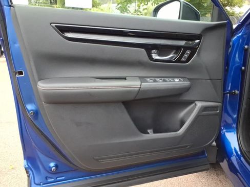 Used 2025 Honda CR-V Sport Touring image 13