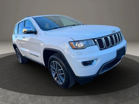 Used 2019 Jeep Grand Cherokee Limited AWD/4WD image 3