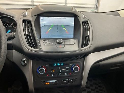 Used 2019 Ford Escape SE FWD image 4