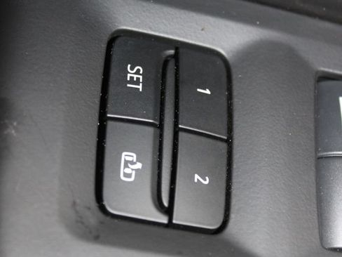 Used 2024 Chevrolet Tahoe LT RWD image 42