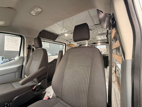 Used 2018 Ford Transit 250 130 Low Roof w/ Exterior Upgrade Package image 18