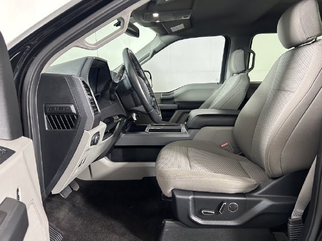 Used 2018 Ford F150 XLT w/ Equipment Group 302A Luxury AWD/4WD image 11