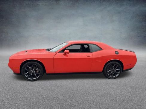 Used 2022 Dodge Challenger SXT w/ Blacktop Package image 8
