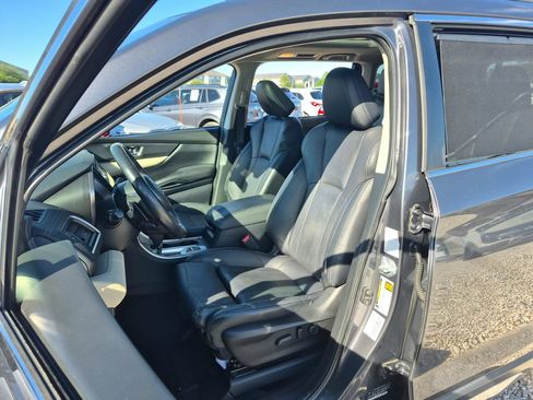 Used 2021 Subaru Ascent Limited w/ Technology Package AWD/4WD image 10