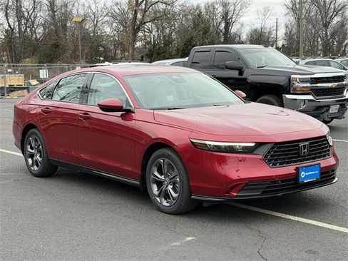 New 2025 Honda Accord EX-L image 1