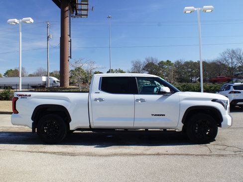 Used 2022 Toyota Tundra Limited w/ TRD Off-Road Package image 22
